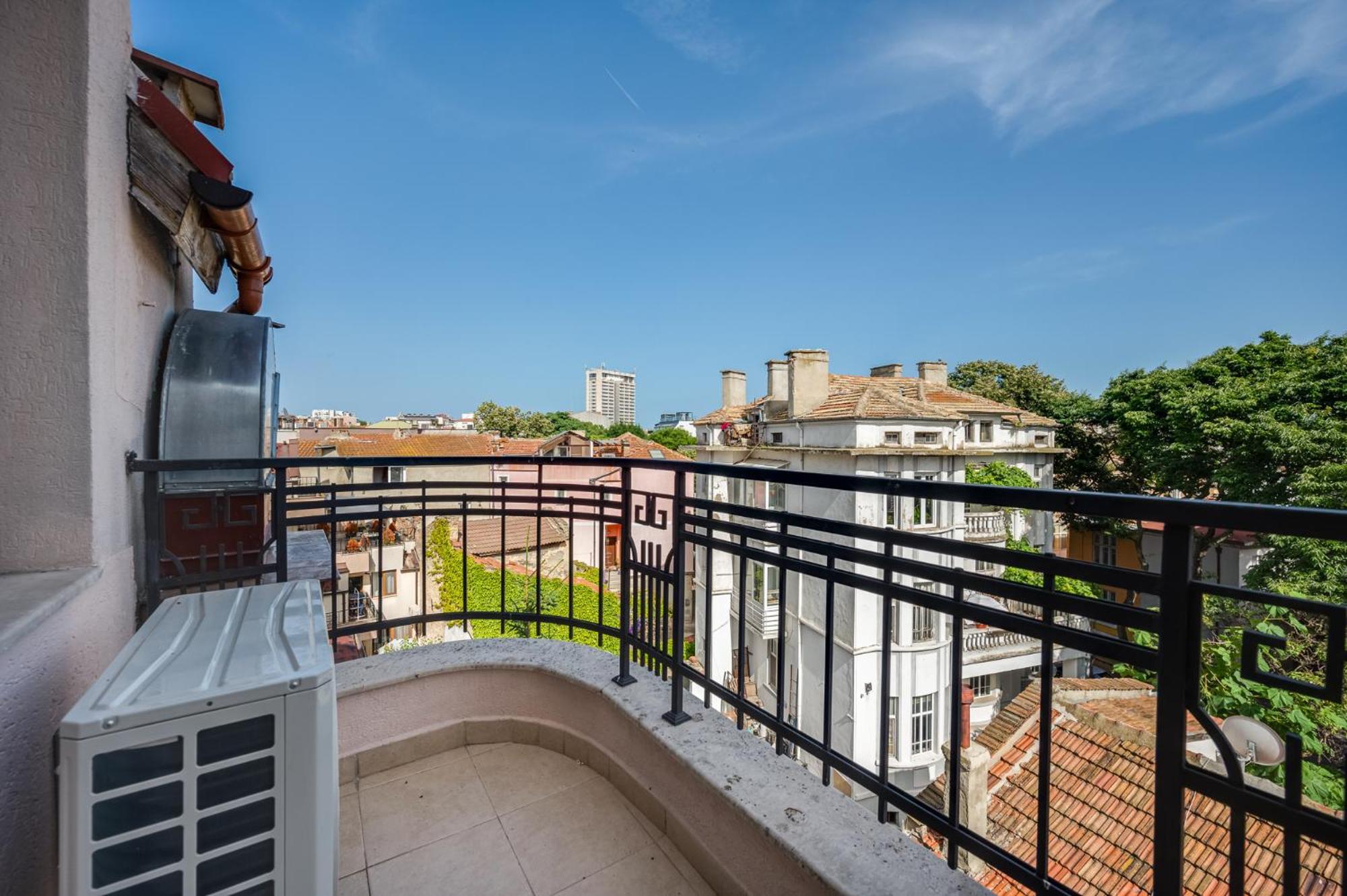 Prestige Central Apartments Varna Ngoại thất bức ảnh