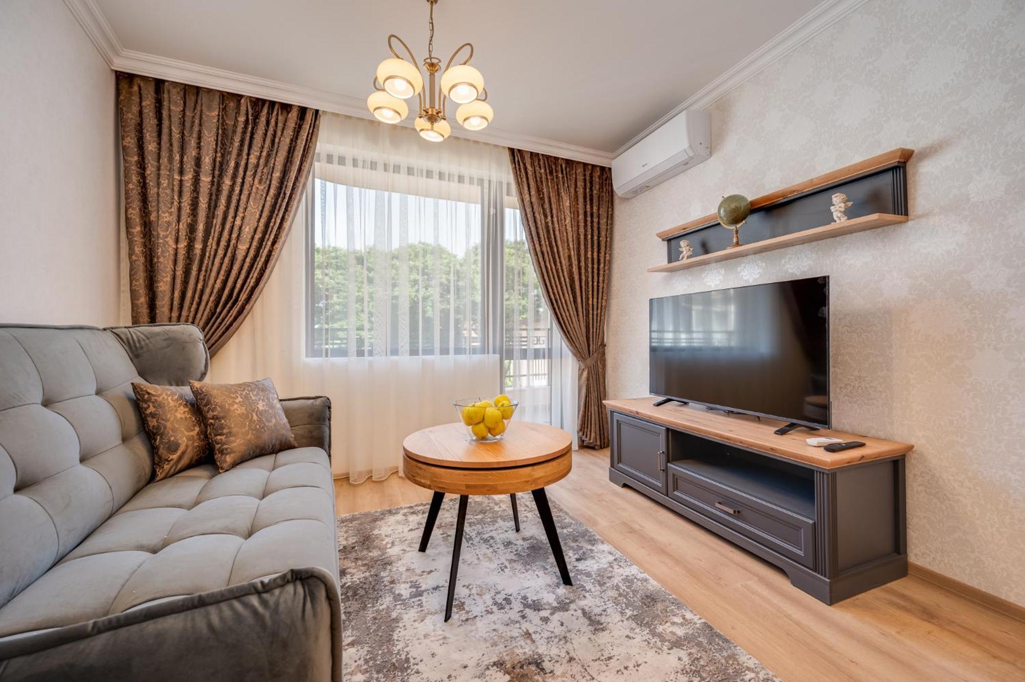 Prestige Central Apartments Varna Ngoại thất bức ảnh