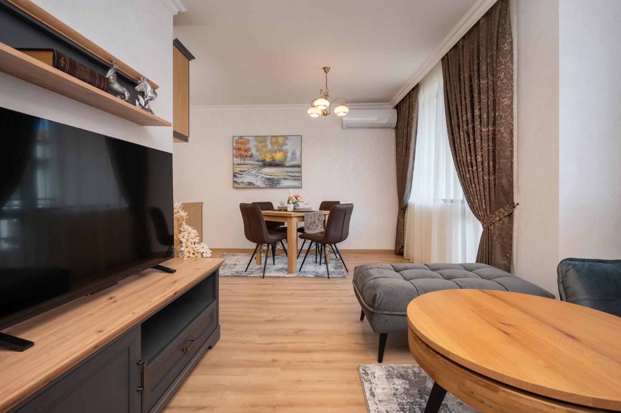 Prestige Central Apartments Varna Ngoại thất bức ảnh
