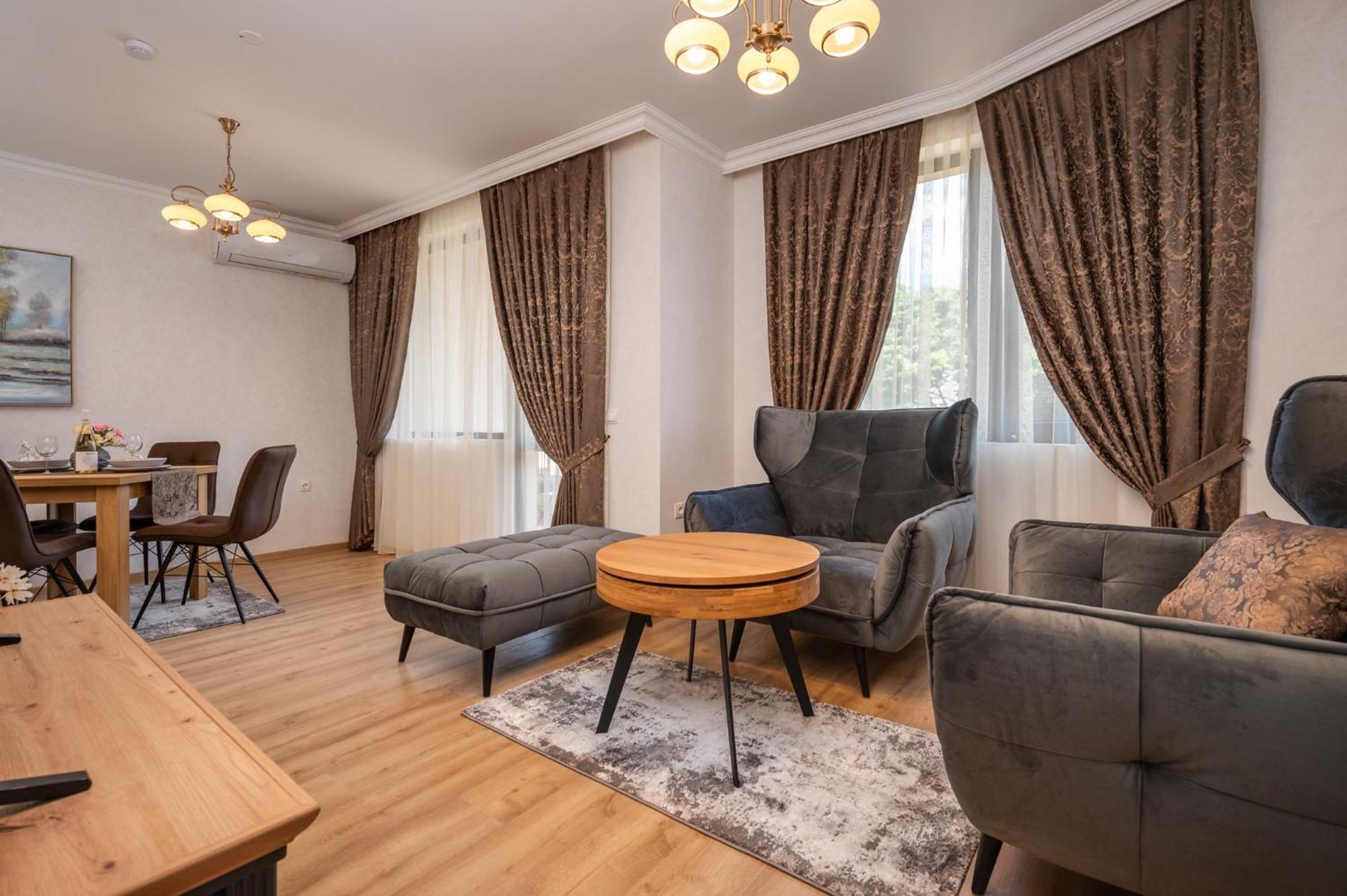 Prestige Central Apartments Varna Ngoại thất bức ảnh