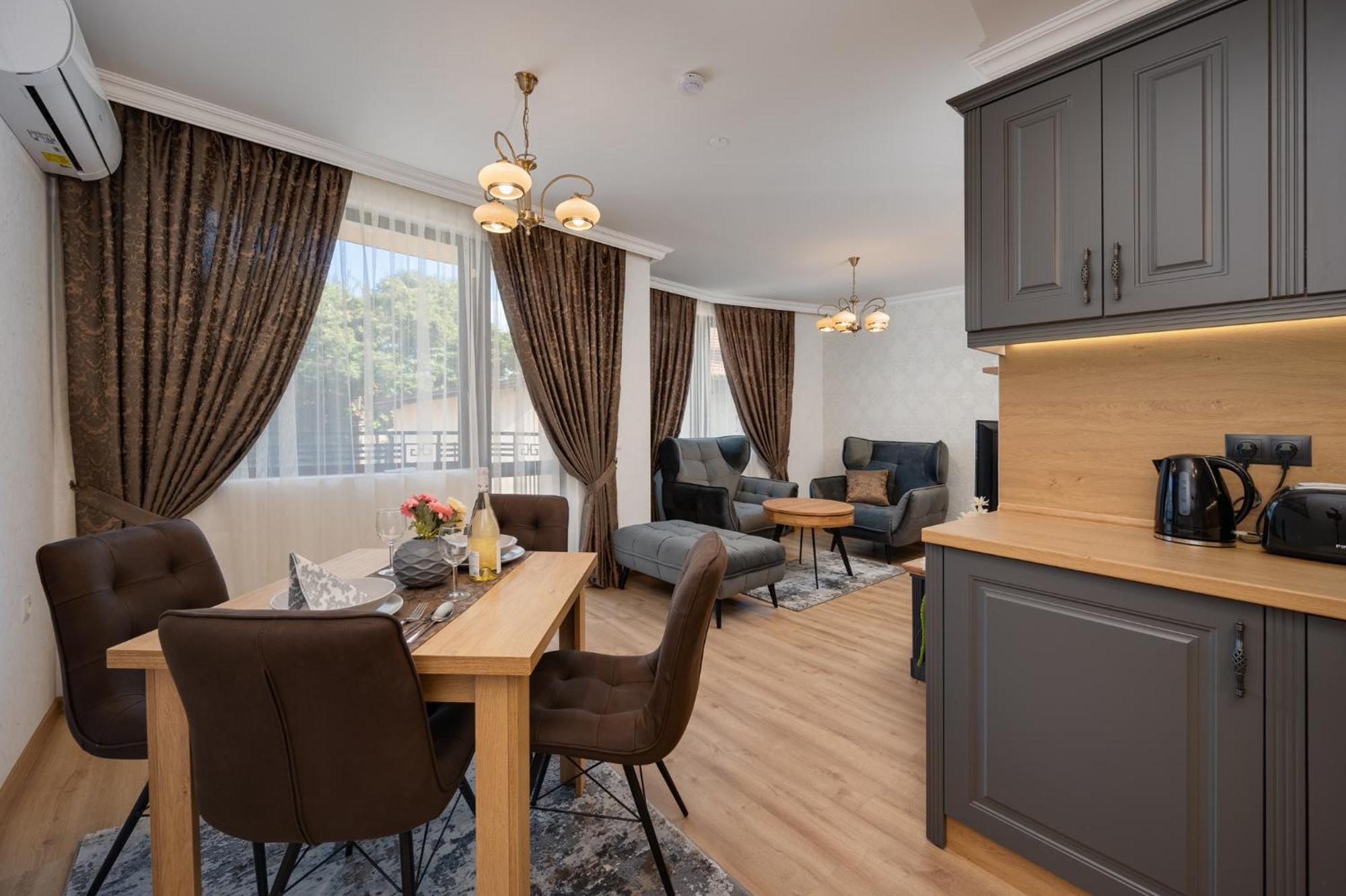 Prestige Central Apartments Varna Ngoại thất bức ảnh